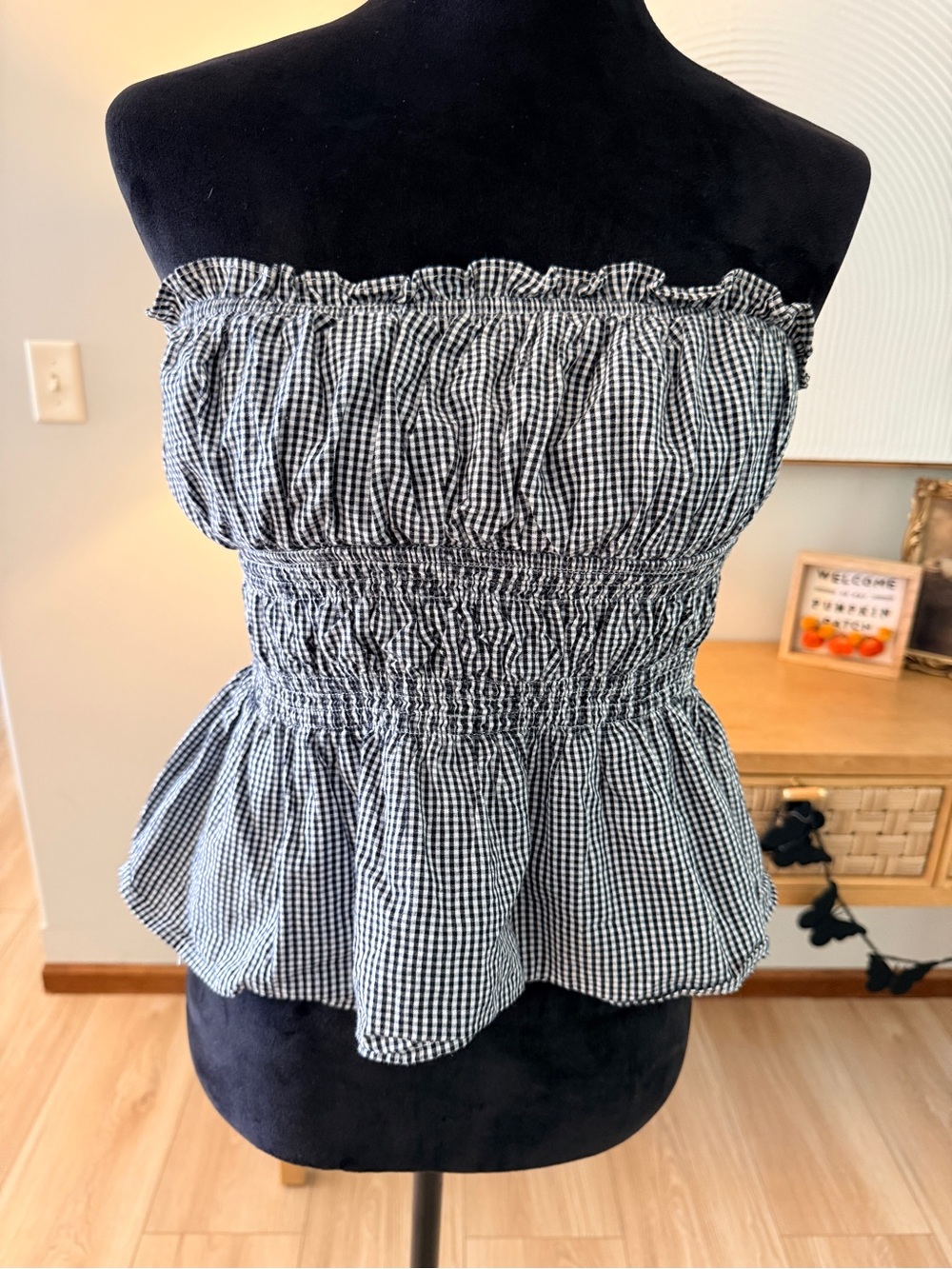 Petal & Pup Black and White Gingham Smocked Peplum Strapless Top Size M